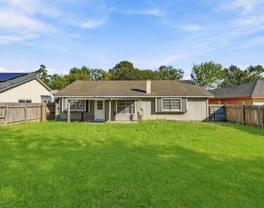 14830 Keelby Drive - Photo Thumbnail 18