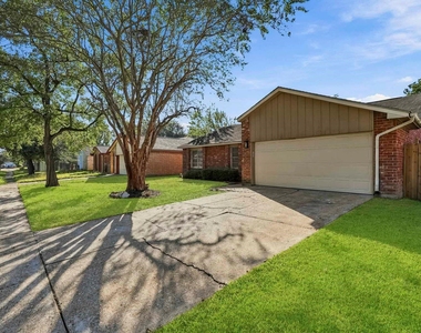 14830 Keelby Drive - Photo Thumbnail 1