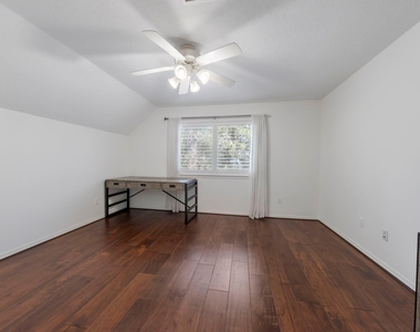 90 W Horizon Ridge Place - Photo Thumbnail 25