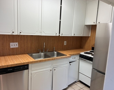3400 Timmons Lane - Photo Thumbnail 3