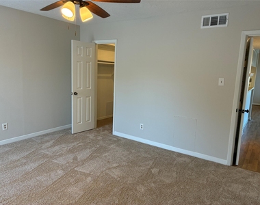 3400 Timmons Lane - Photo Thumbnail 19