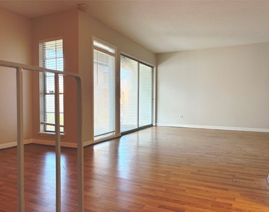3400 Timmons Lane - Photo Thumbnail 11
