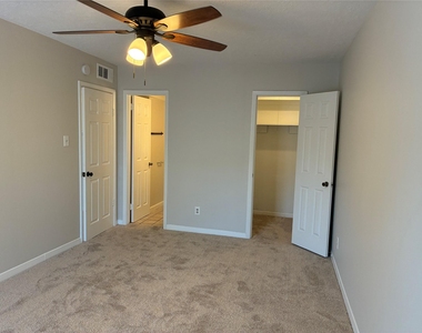 3400 Timmons Lane - Photo Thumbnail 17
