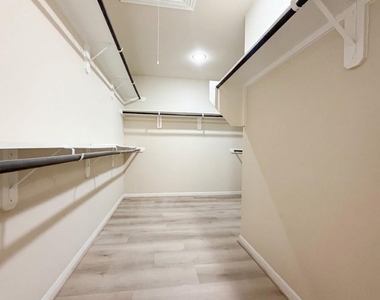 29202 Vernon Forest Court - Photo Thumbnail 20