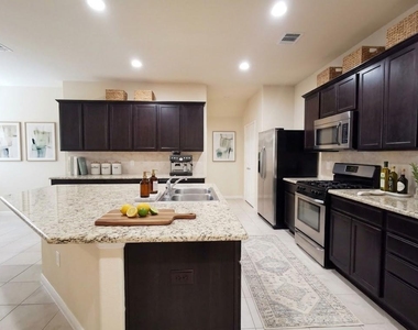 29202 Vernon Forest Court - Photo Thumbnail 5