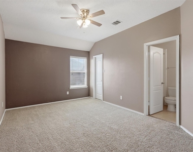 21307 Drifting Oaks Drive - Photo Thumbnail 20