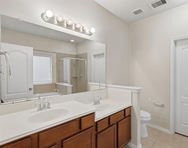 21307 Drifting Oaks Drive - Photo Thumbnail 7