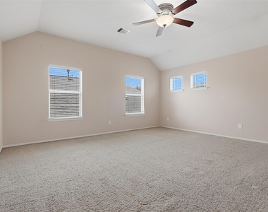 21307 Drifting Oaks Drive - Photo Thumbnail 18