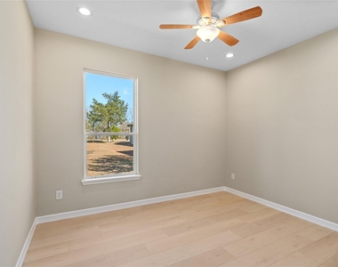 4656 N Teague Street - Photo Thumbnail 34