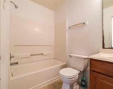 20919 Clay Landing Lane - Photo Thumbnail 30
