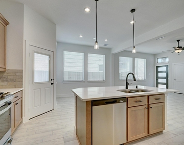4950 Carranza Court - Photo Thumbnail 19