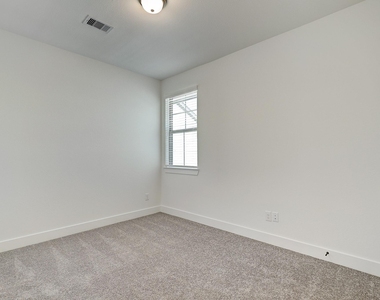4950 Carranza Court - Photo Thumbnail 35