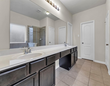 12014 Rockridge Falls Drive - Photo Thumbnail 14