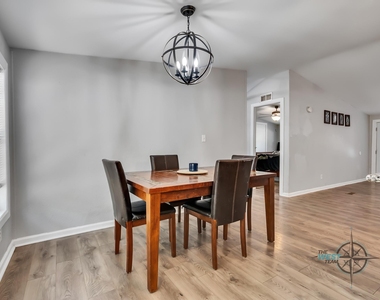 9654 Creek Vista Lane - Photo Thumbnail 10