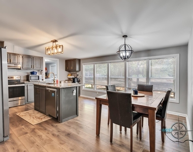 9654 Creek Vista Lane - Photo Thumbnail 41