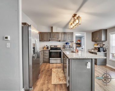 9654 Creek Vista Lane - Photo Thumbnail 25