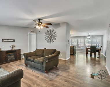 9654 Creek Vista Lane - Photo Thumbnail 26