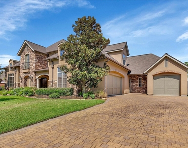 24918 Fort Augusta Drive - Photo Thumbnail 3