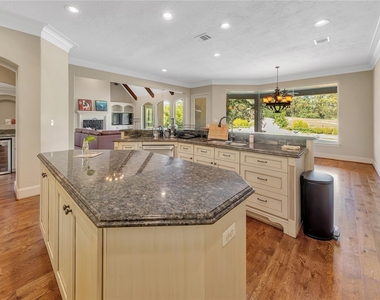 24918 Fort Augusta Drive - Photo Thumbnail 33
