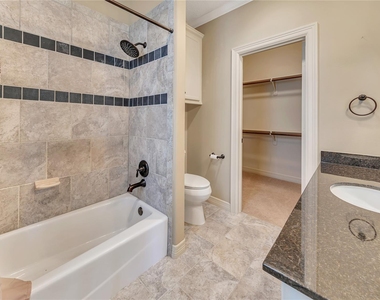 24918 Fort Augusta Drive - Photo Thumbnail 14