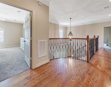 24918 Fort Augusta Drive - Photo Thumbnail 10