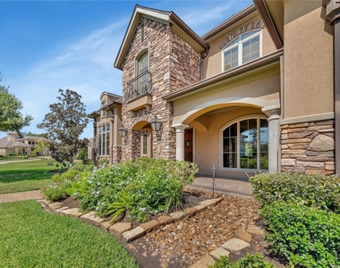 24918 Fort Augusta Drive - Photo Thumbnail 1