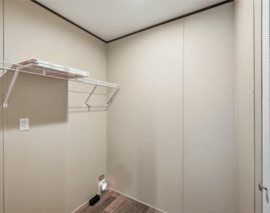 38894 West Drive - Photo Thumbnail 5