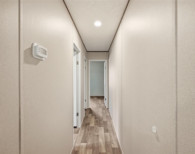 38894 West Drive - Photo Thumbnail 10