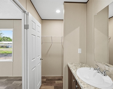 38894 West Drive - Photo Thumbnail 9