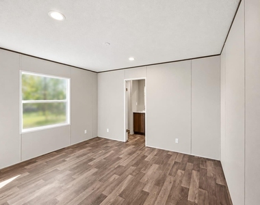38894 West Drive - Photo Thumbnail 6