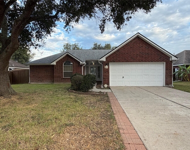 1109 Courtside Drive - Photo Thumbnail 17