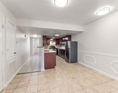 12633 Memorial Drive - Photo Thumbnail 9