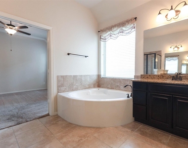 17230 Lowell Lake Lane - Photo Thumbnail 12