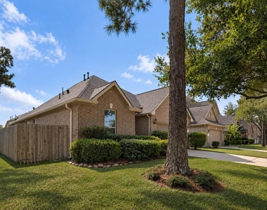 17230 Lowell Lake Lane - Photo Thumbnail 14