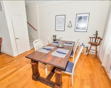 3011 Houston Avenue - Photo Thumbnail 7