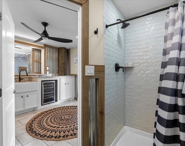 1005 Bryan Avenue - Photo Thumbnail 22