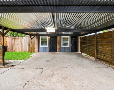 4916 Yale Street - Photo Thumbnail 2