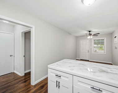 4916 Yale Street - Photo Thumbnail 11