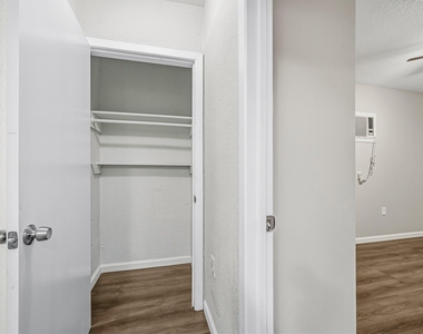 4916 Yale Street - Photo Thumbnail 15