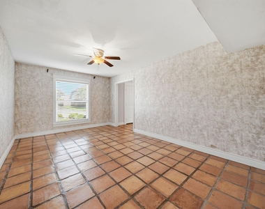 7705 Beaudelaire Circle - Photo Thumbnail 21