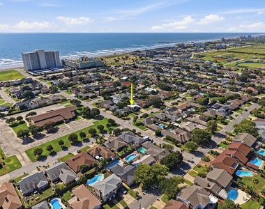 7705 Beaudelaire Circle - Photo Thumbnail 22