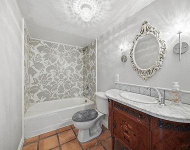 7705 Beaudelaire Circle - Photo Thumbnail 19