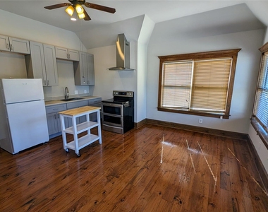 702 Paschall Street - Photo Thumbnail 6
