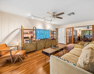 5101 Beech Street - Photo Thumbnail 2