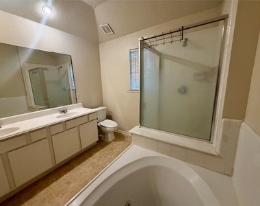 21734 Canyon Terrace Lane - Photo Thumbnail 13