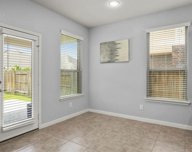 19911 Mulberry Pine Lane - Photo Thumbnail 19