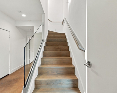 1109 Bonner Street - Photo Thumbnail 9