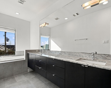 1109 Bonner Street - Photo Thumbnail 21