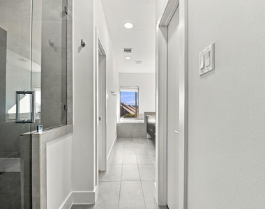 1109 Bonner Street - Photo Thumbnail 22