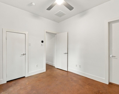 1109 Bonner Street - Photo Thumbnail 7